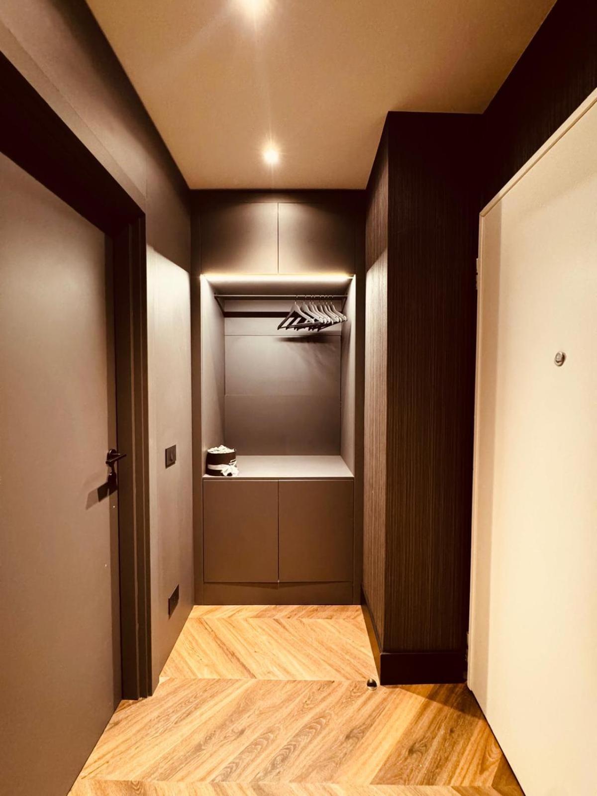 Lumera - Solferino Milano